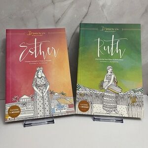 Like New Esther & Ruth Drawn in Bible Studies by Eugene M. Peterson (paperback)